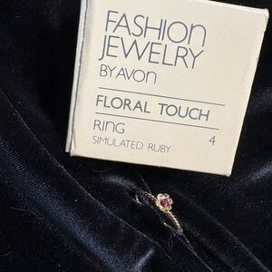 Avon Floral Touch Ring size 4 simulated Ruby